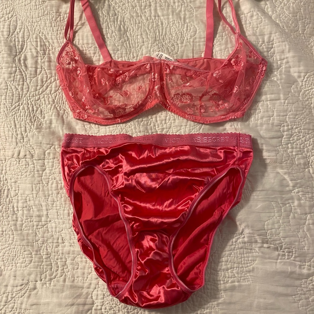 Victorias Secret Never Worn